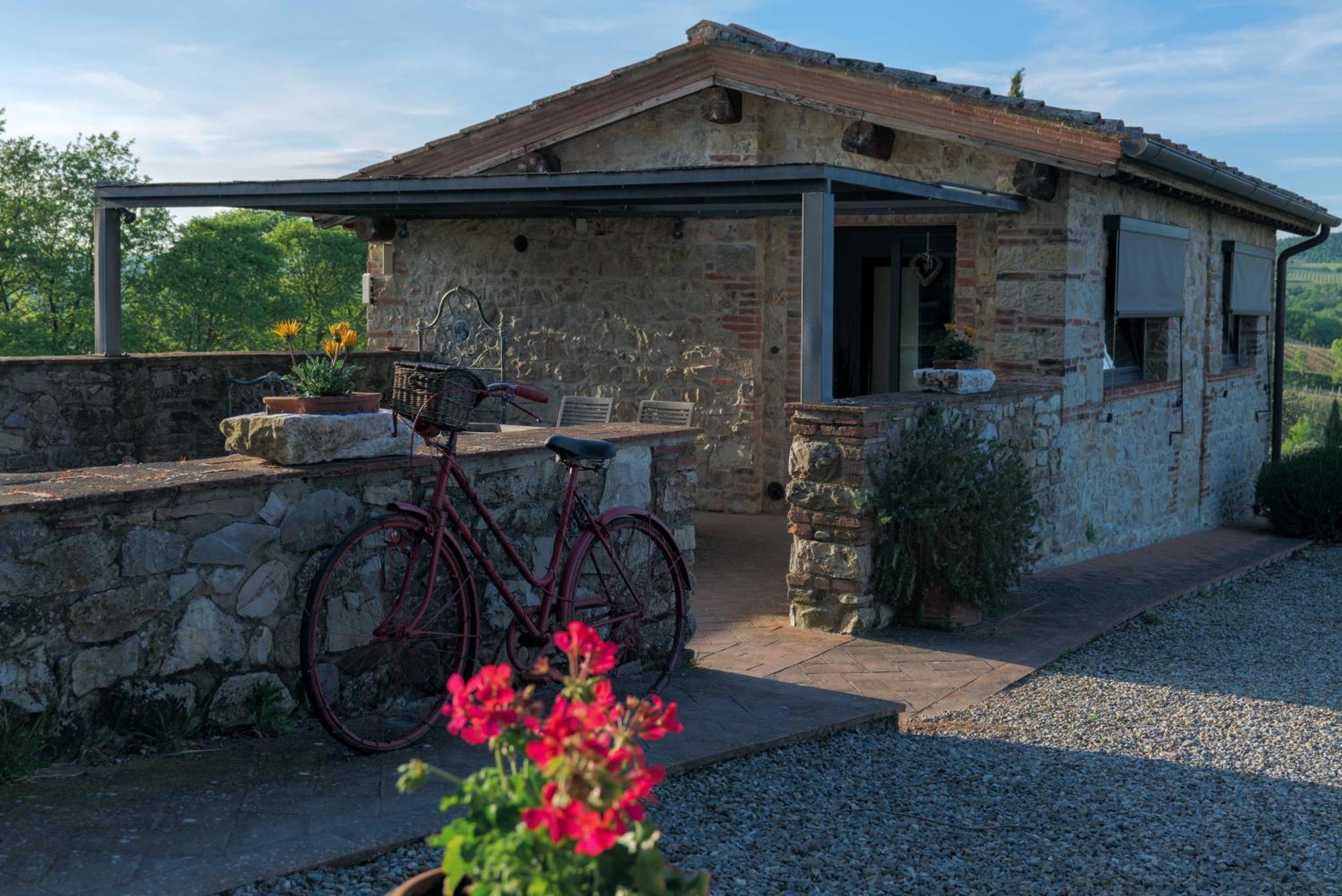 Penzion Pieve Marsina & Borgo Argenina Monti di Sotto Pokoj fotografie